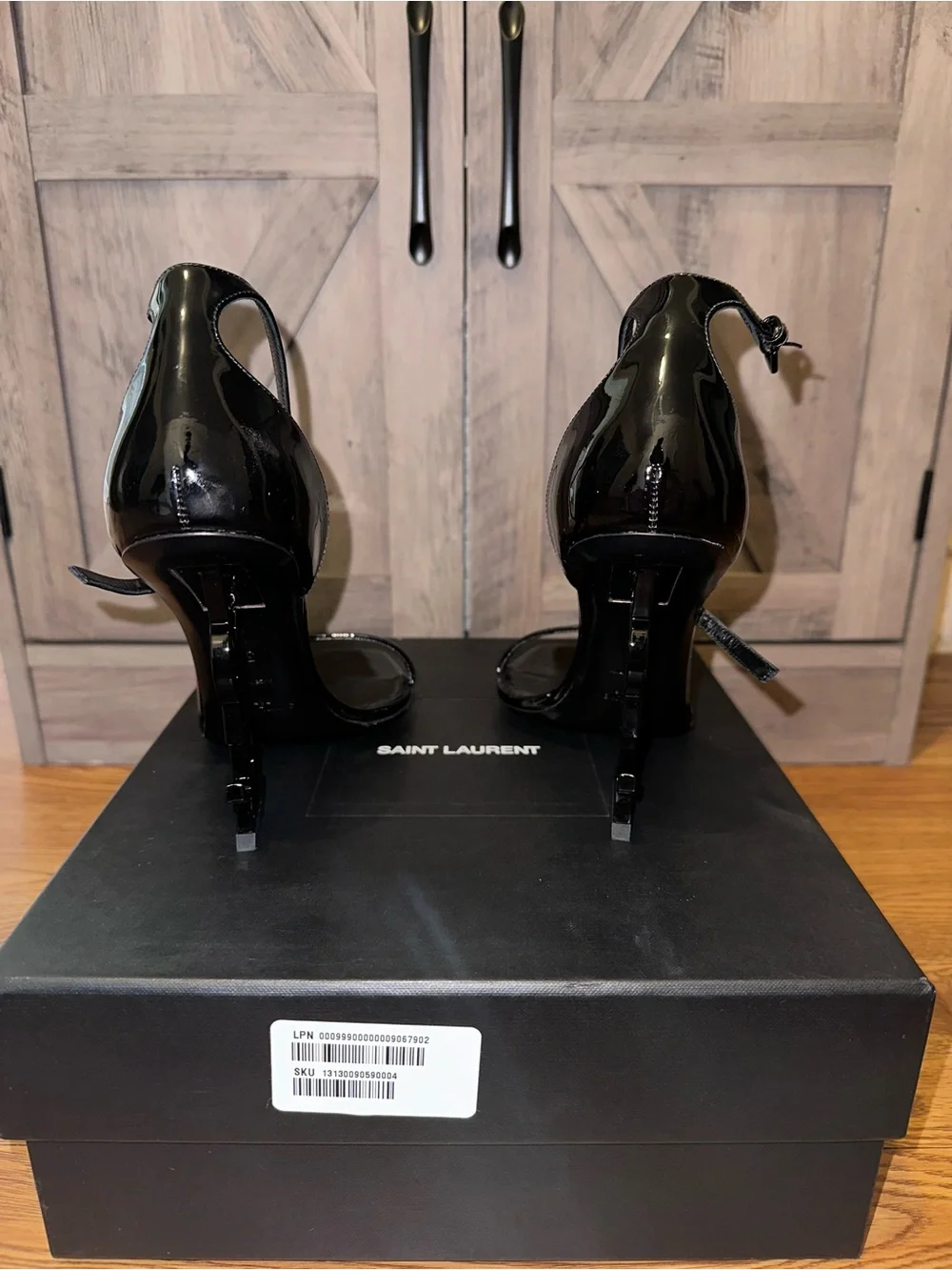 Saint Laurent Black Patent  Heels - 38 - Picture 4 of 6